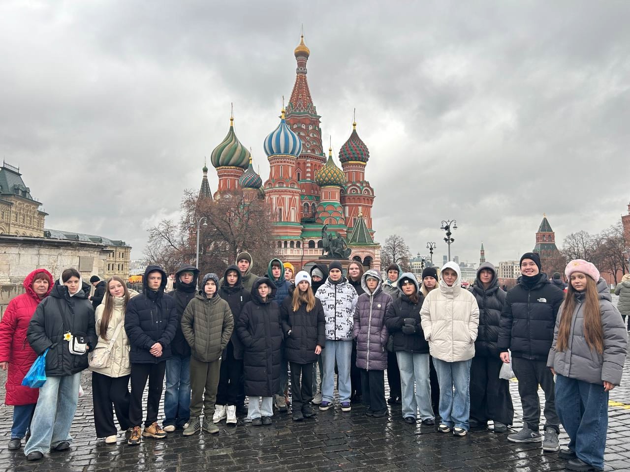 Лучший ученический класс Светлого побывал в Москве.