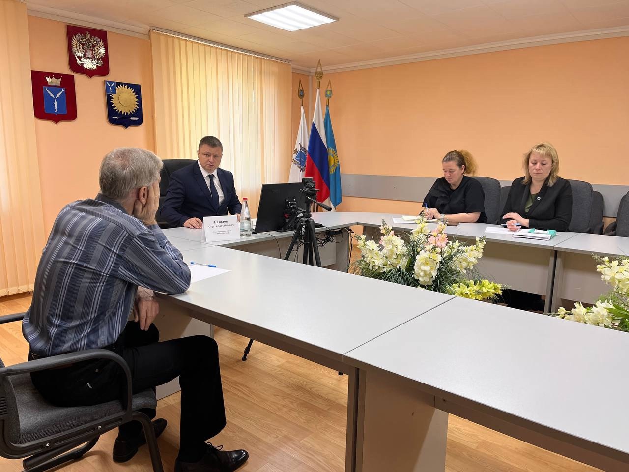 Сергей Баталов провел прием граждан по личным вопросам.