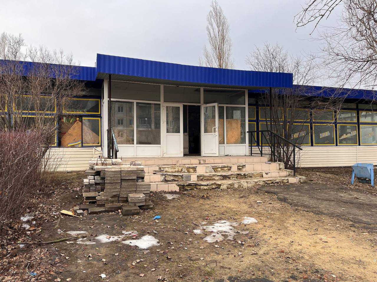 Старые торговые точки перестанут портить внешний вид посёлка.
