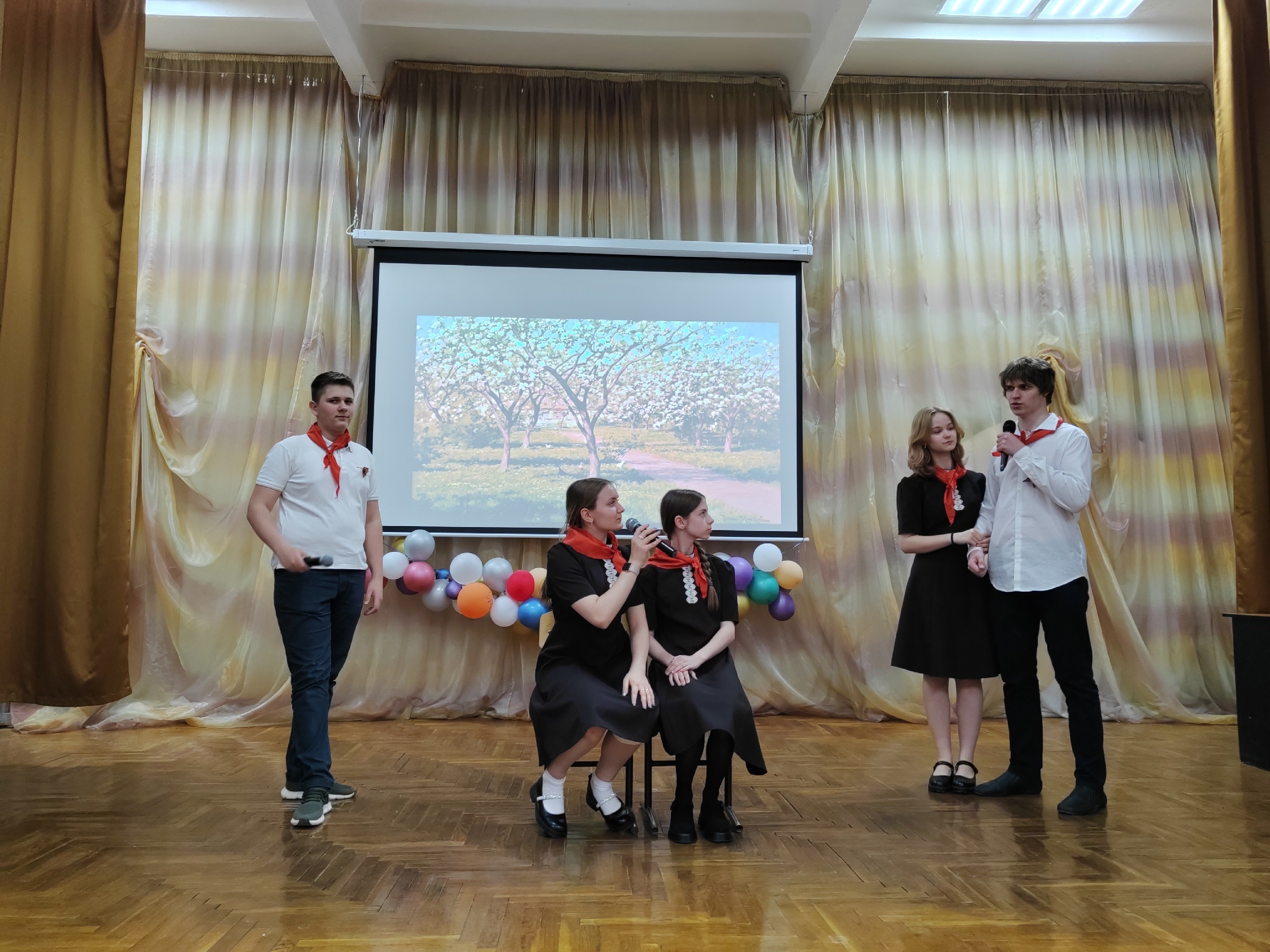 В школе прошёл Урок мужества «Дети войны».