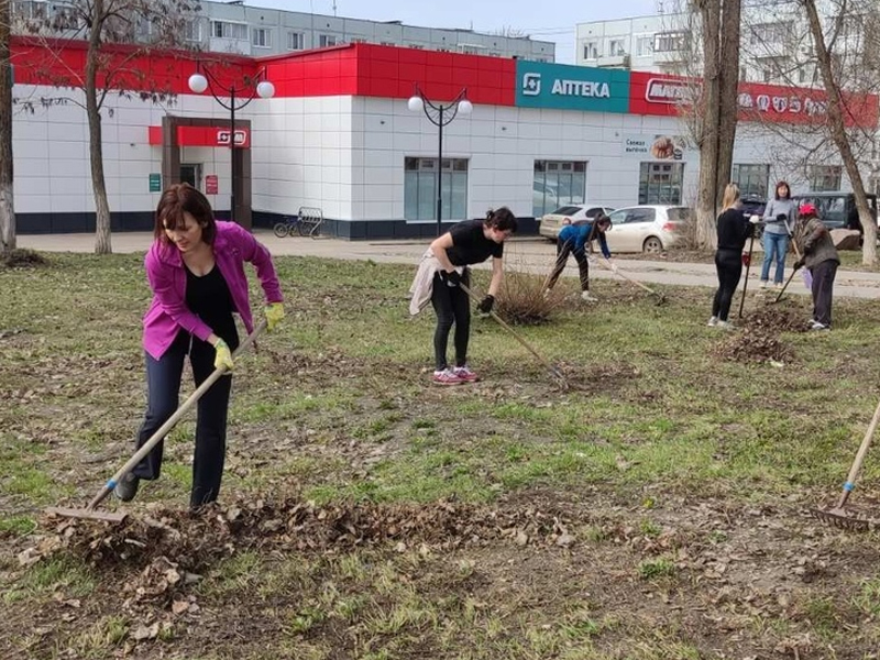 Весенняя уборка Светлого в самом разгаре.