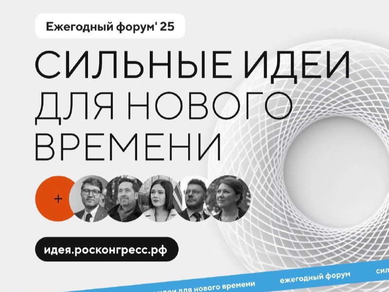 Улыбается, подмигивает, говорит Привет.