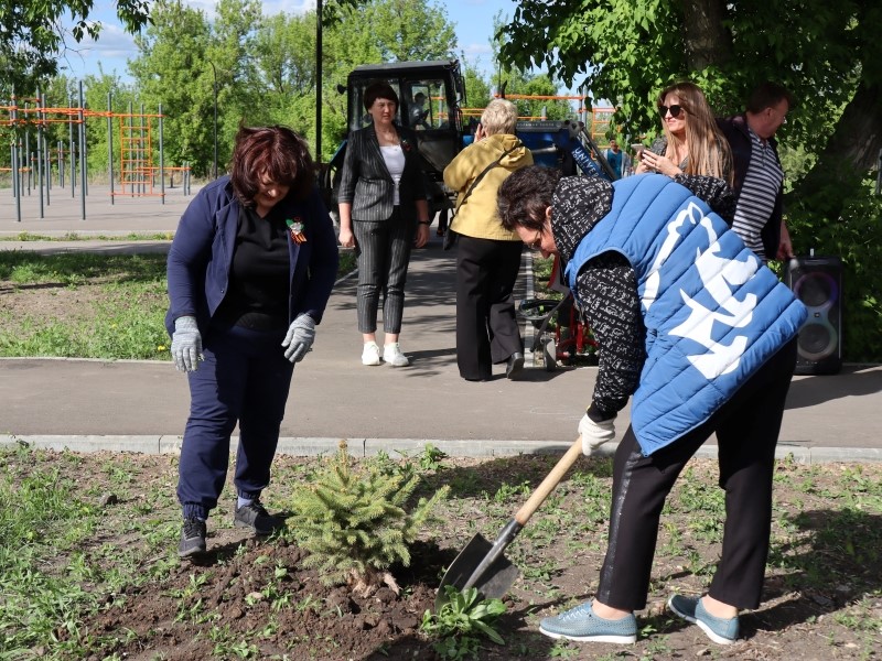 «Сад Памяти» появился в парке по улице Гагарина.