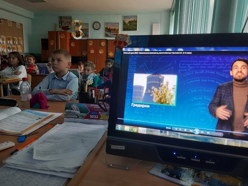 Для светловских школьников прошел «Атомный урок».