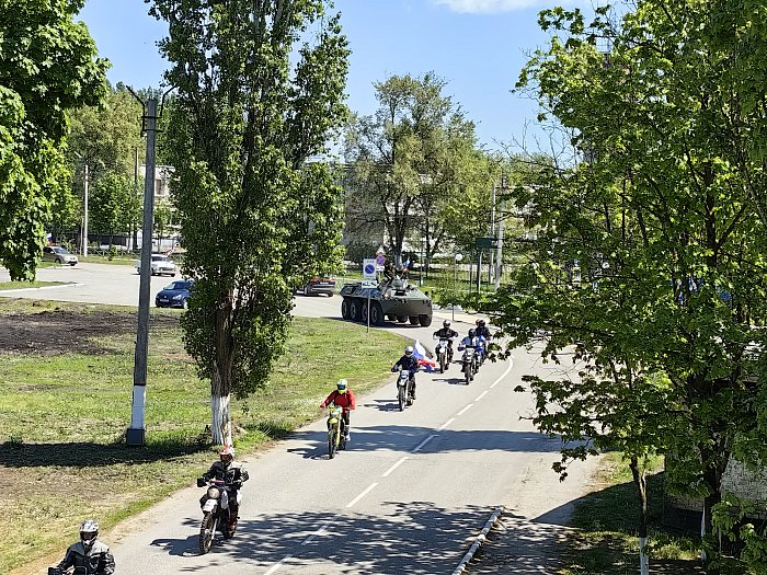 В День Победы в Светлом прошел автопробег с участием ретротехники.