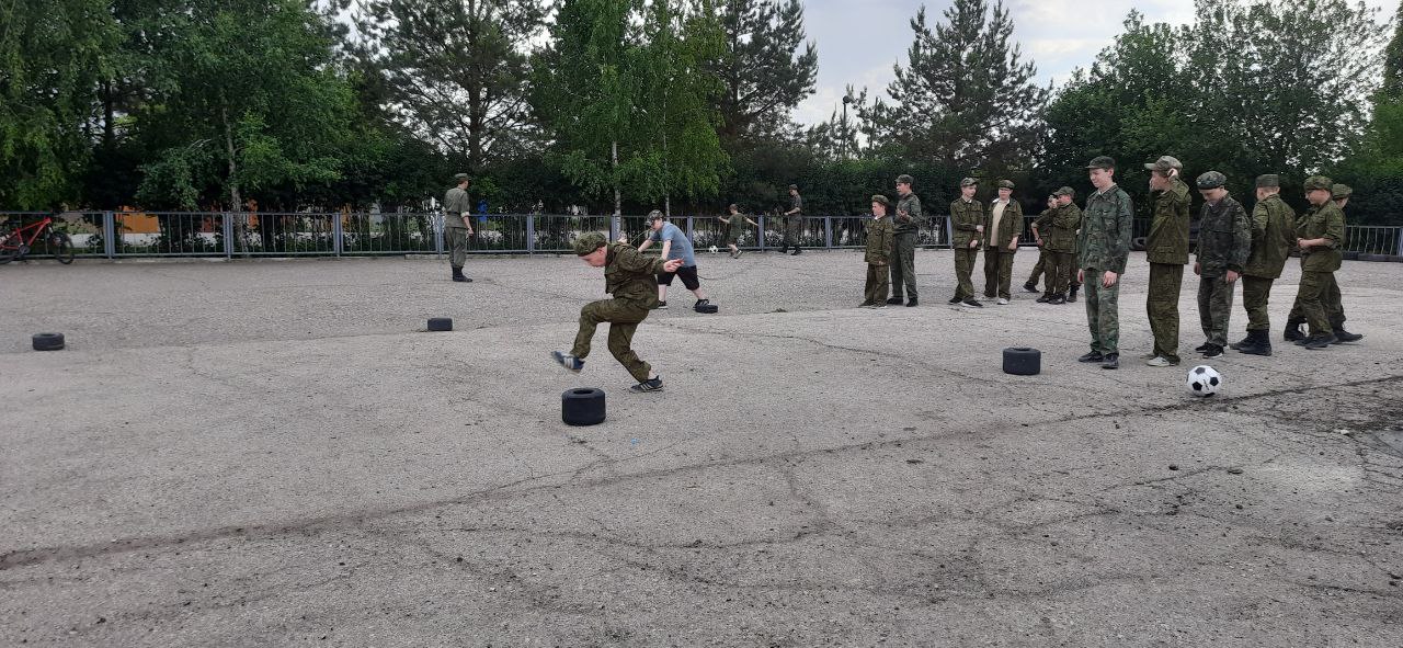 В военно-спортивном лагере прошли «Весёлые старты».