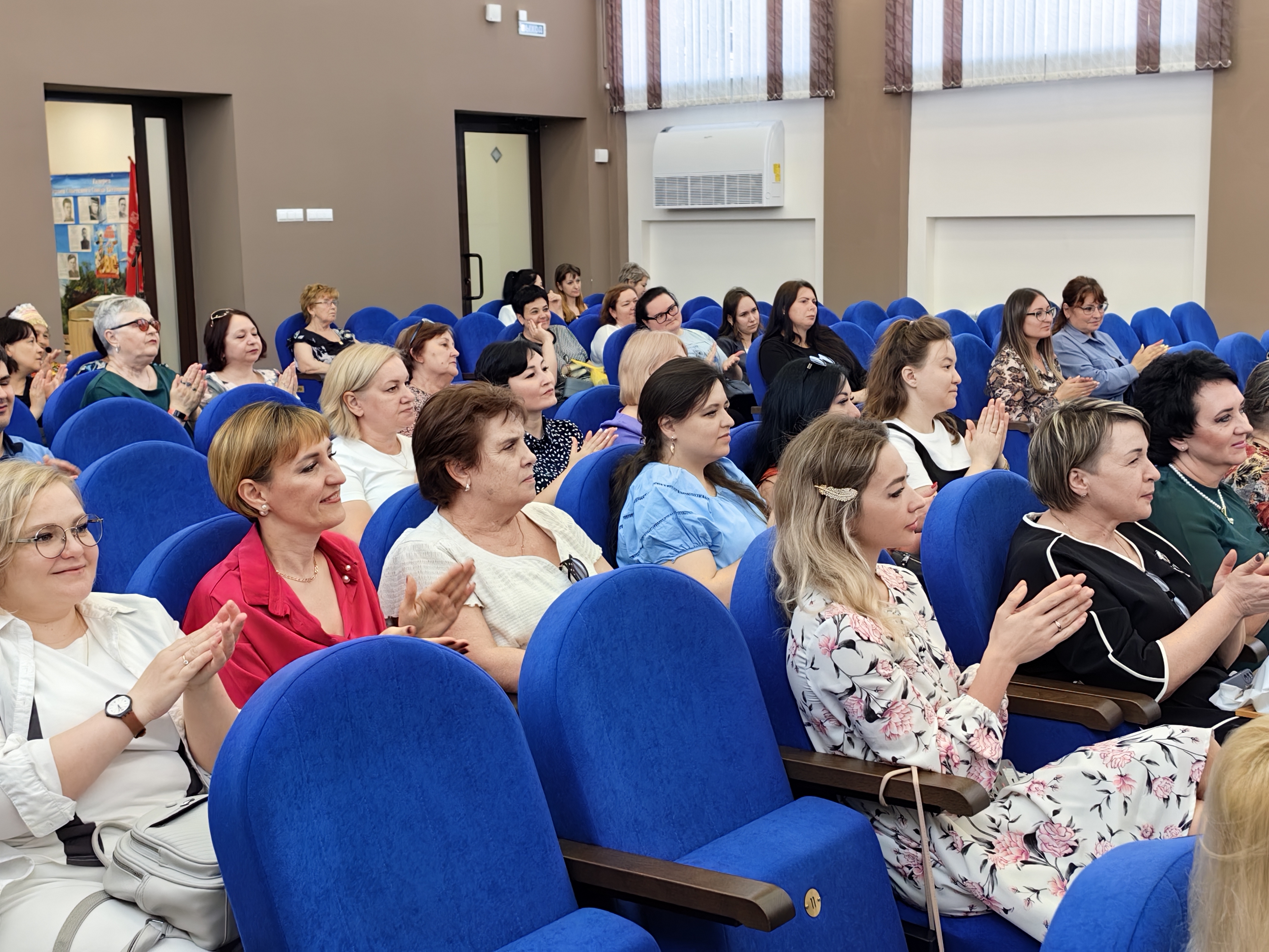 В Светлом прошло торжественное чествование медицинских работников.