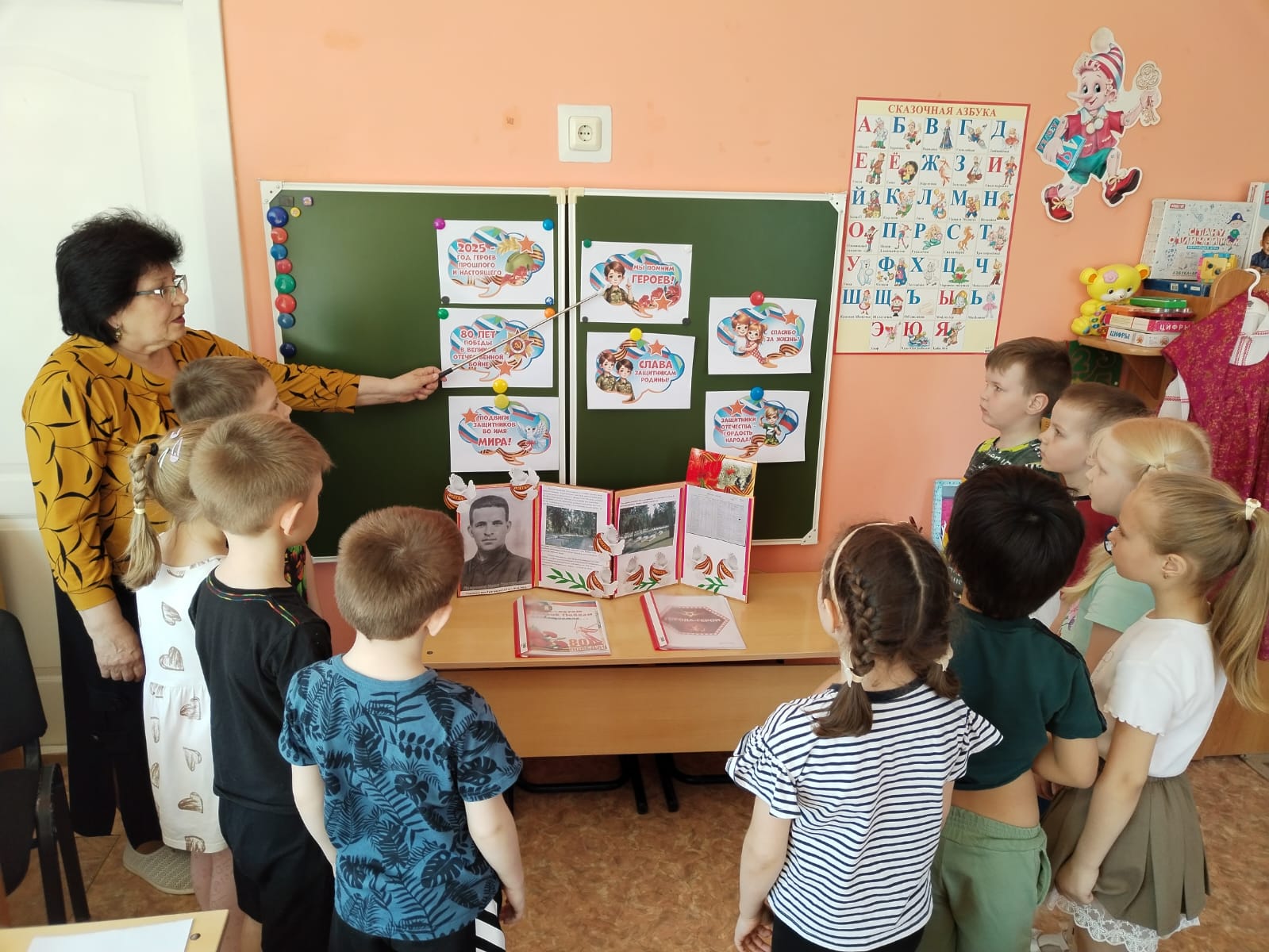 Патриотическому воспитанию в детском саду уделяется особое внимание.