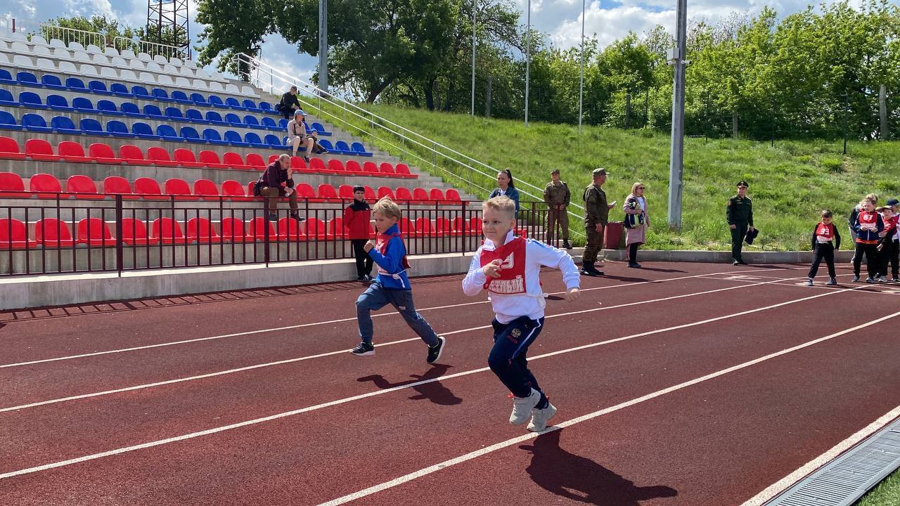 Первоклассники сдали нормативы ГТО!.