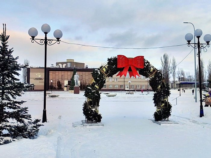 Центральная площадь военного городка встретит Новый год в обновлённом и благоустроенном виде.