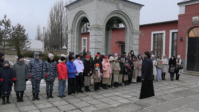 Молодежь Светлого почтила память всех погибших воинов в годы Великой Отечественной войны.