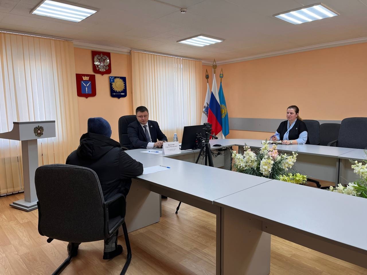 Сергей Баталов провел прием граждан по личным вопросам.