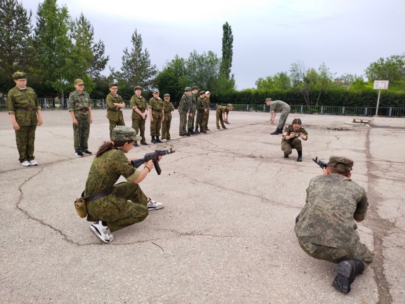 В военно-спортивном лагере &quot;Щит Отечества&quot; прошло занятие по тактической подготовке.