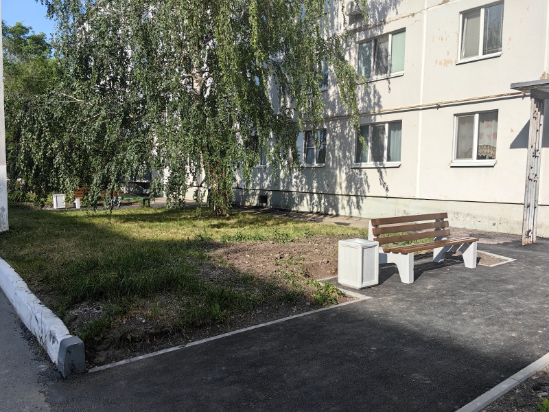 В Светлом благоустроили ещё одну дворовую территорию.