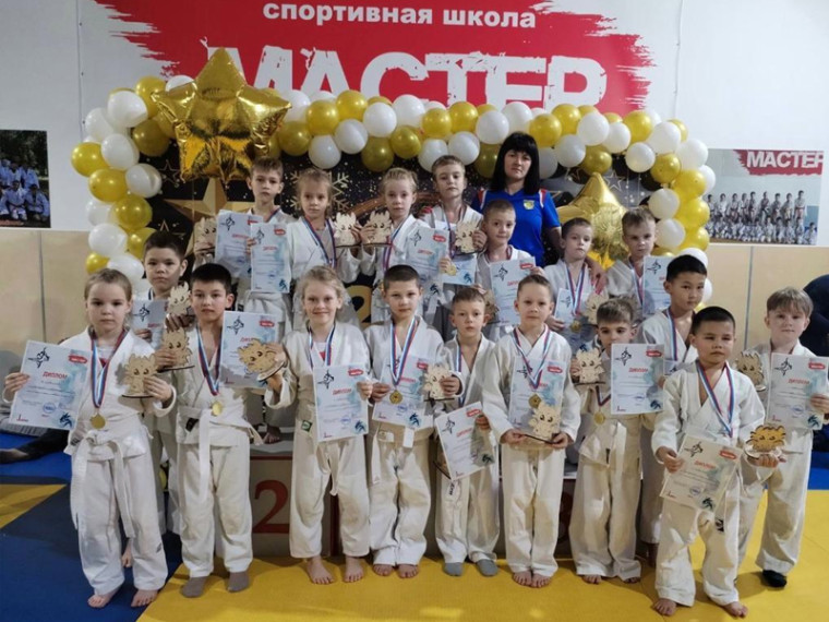 Светловские спортсмены показали свое мастерство в турнире по дзюдо на призы клуба «Мастер». Светловские спортсмены показали свое мастерство в турнире по дзюдо на призы клуба «Мастер».