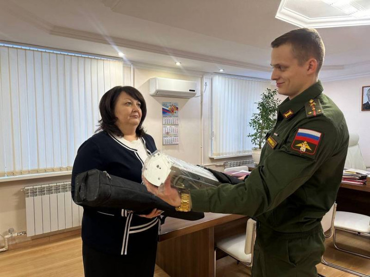 Глава городского округа провела рабочую встречу по вопросу привлечения граждан на военную службу по контракту. Глава городского округа провела рабочую встречу по вопросу привлечения граждан на военную службу по контракту.