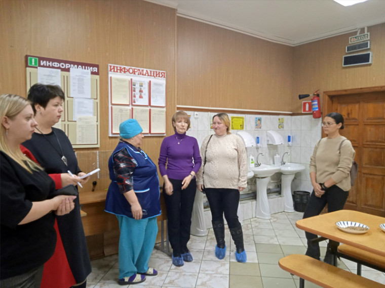 В столовой школы № 2 прошел родительский контроль. В столовой школы № 2 прошел родительский контроль.