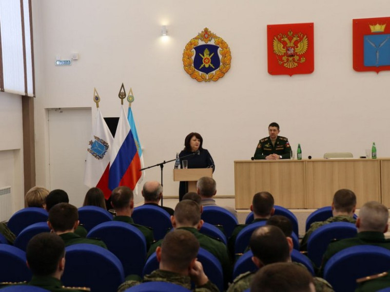 Глава городского округа встретилась с военнослужащими дивизии. Глава городского округа встретилась с военнослужащими дивизии.