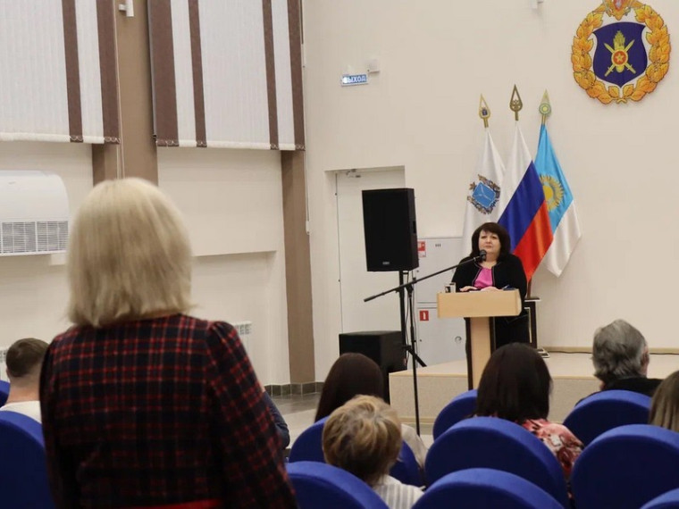 Глава городского округа обсудила с жителями планы по развитию Светлого. Глава городского округа обсудила с жителями планы по развитию Светлого.