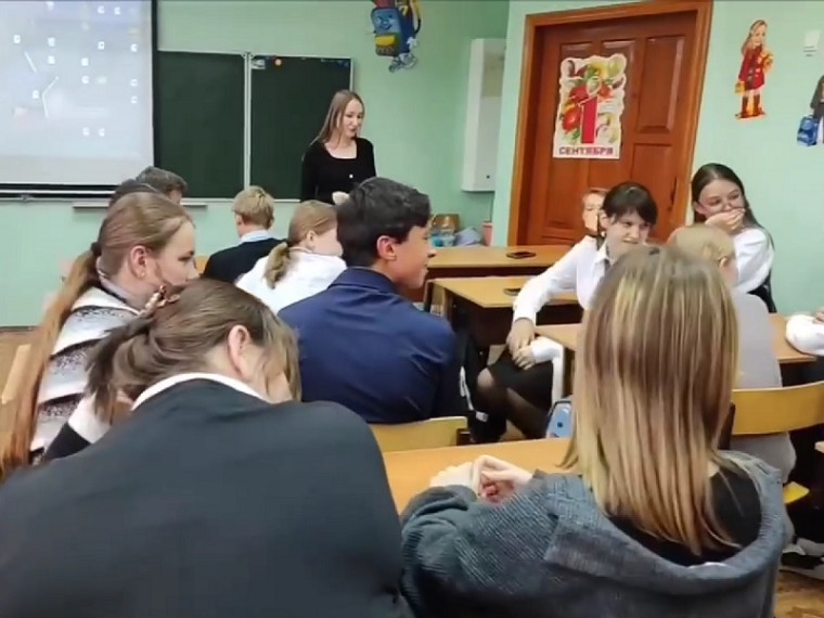 8В готов работать в команде!. 8В готов работать в команде!.