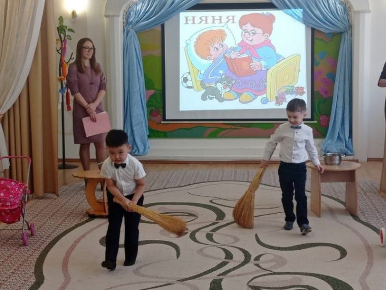 В старших группах детского сада прошли утренники - «Наши мамы – лучше всех!». В старших группах детского сада прошли утренники - «Наши мамы – лучше всех!».