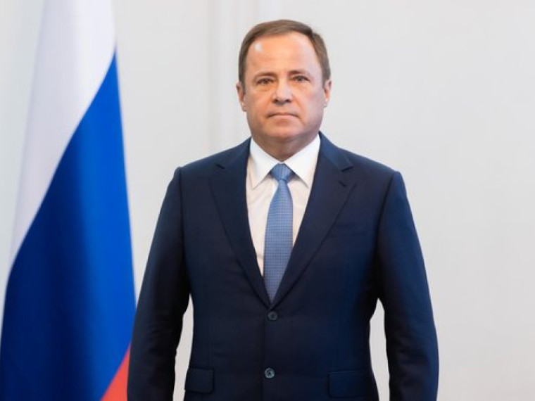 Полномочный представитель Президента РФ в ПФО Игорь Комаров поздравил жителей с Днем Победы – 9 мая. Полномочный представитель Президента РФ в ПФО Игорь Комаров поздравил жителей с Днем Победы – 9 мая.