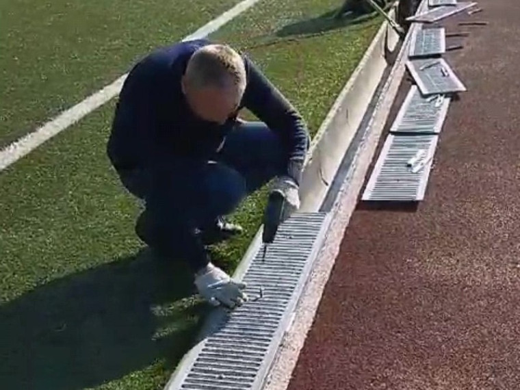 Спортивная школа готовится к наступающему зимнему спортивному сезону. Спортивная школа готовится к наступающему зимнему спортивному сезону.