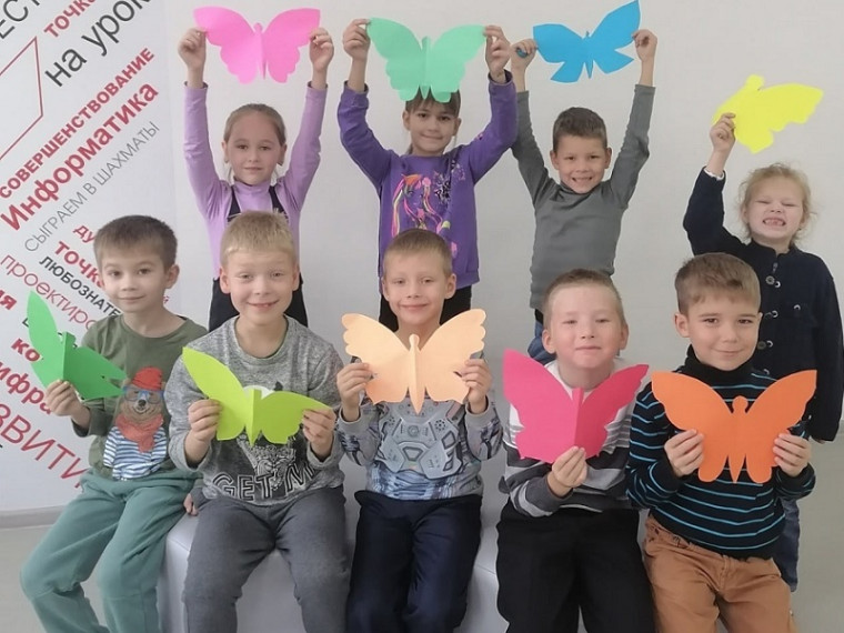 Первоклассники делали "чудеса своими руками". Первоклассники делали "чудеса своими руками".