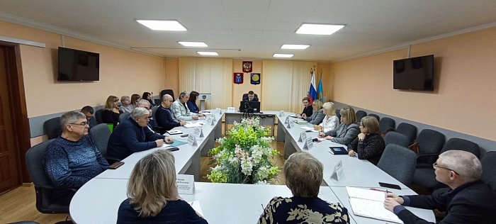 На постоянно действующем совещании обсудили вопросы антитеррористической безопасности. На постоянно действующем совещании обсудили вопросы антитеррористической безопасности.