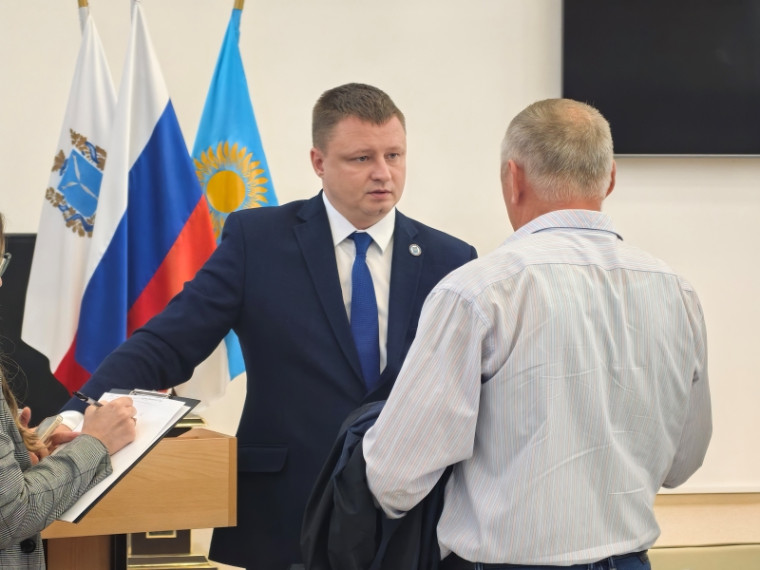 Сергей Баталов: «Обращения граждан помогают формировать рабочую повестку». Сергей Баталов: «Обращения граждан помогают формировать рабочую повестку».
