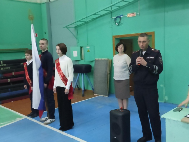 Школьникам напомнили о правилах безопасного поведения на каникулах. Школьникам напомнили о правилах безопасного поведения на каникулах.